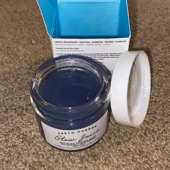 New in box - Glow Juice refining enzyme mask - Picture 4 of 4